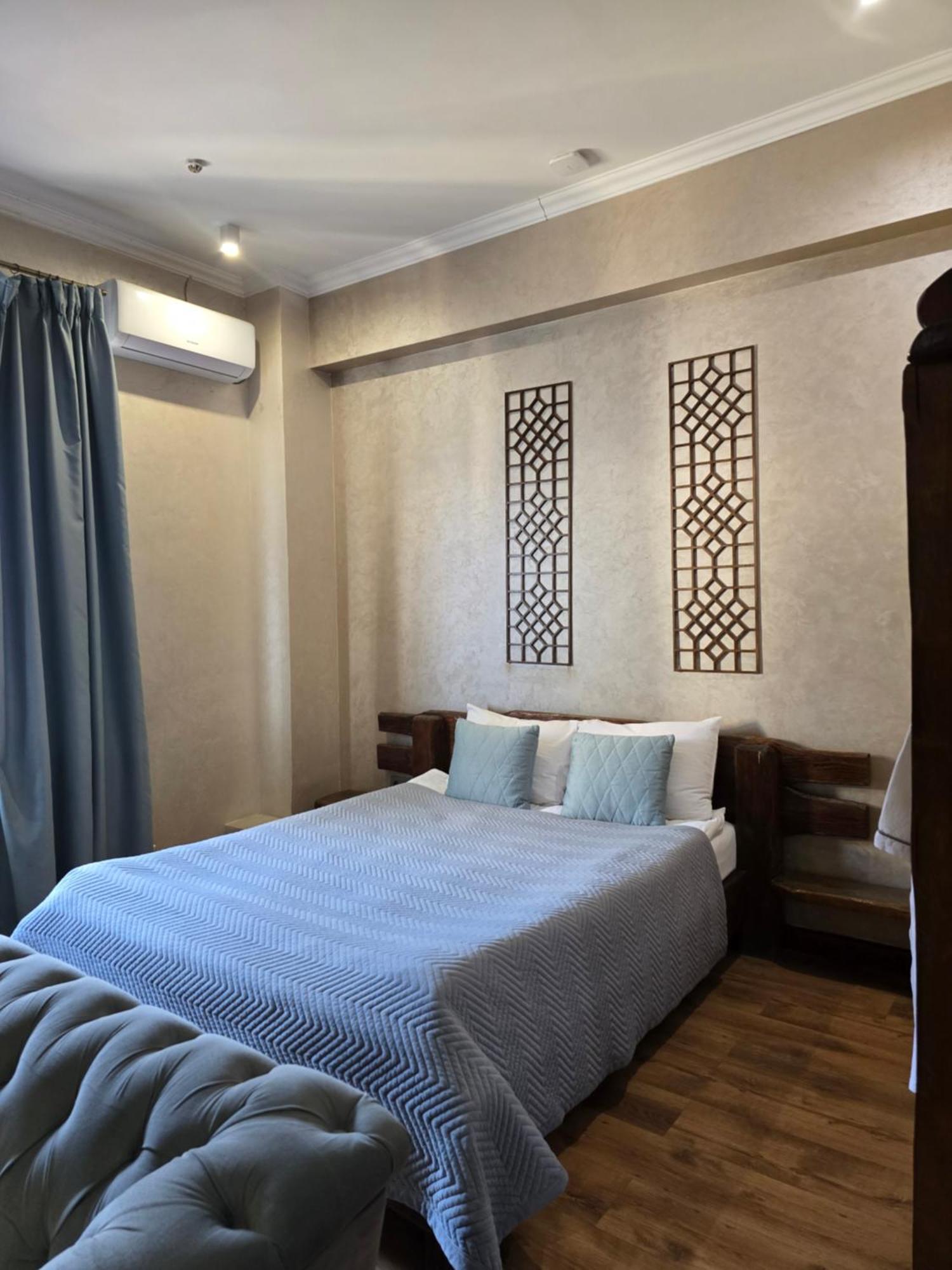 Saraishyq Hotel Almaty Exterior photo